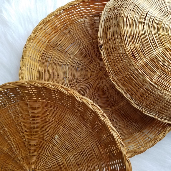 Vintage Boho Straw Plates (3 pc) - Picture 13 of 16